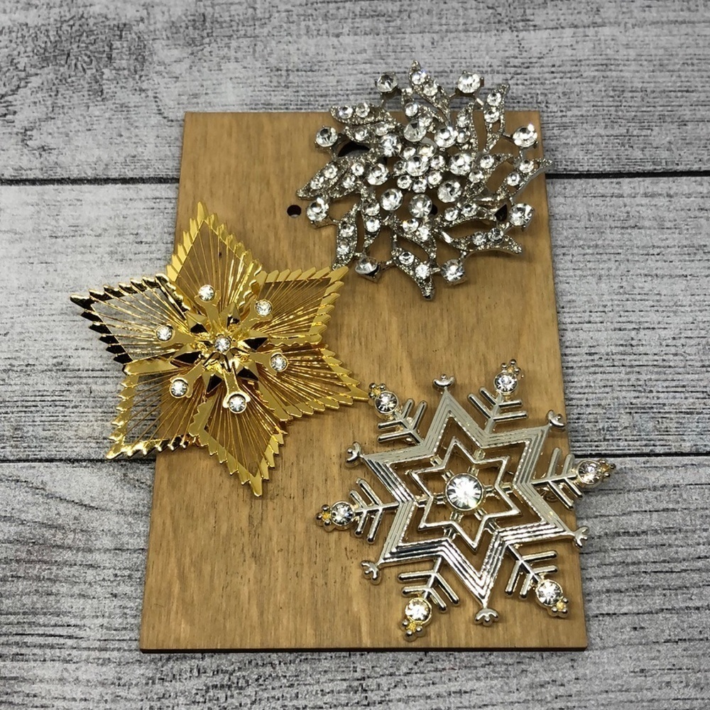Bundle lot 3 vintage rhinestone statement brooches Monet and more